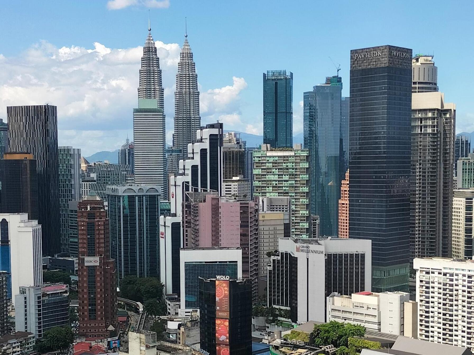Regal Residences At Berjaya Times Square Kuala Lumpur Exterior foto